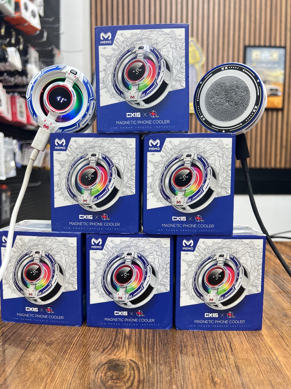 فن خنک کننده موبایل ممو مدل CX16